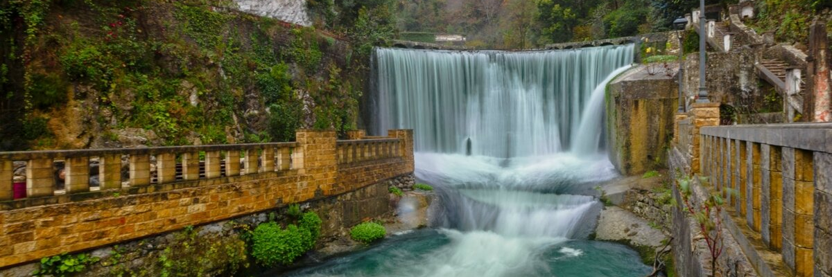 Новоафонский водопад