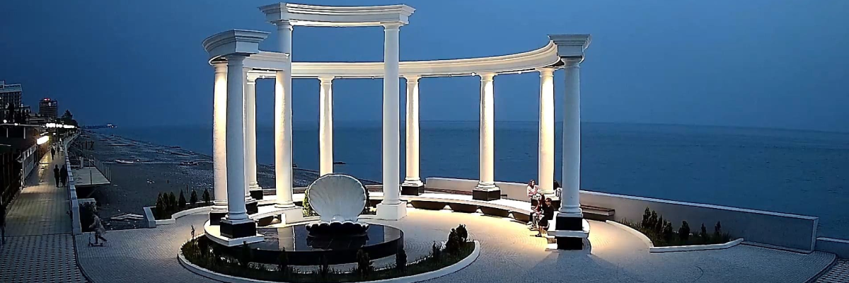 Новая Колоннада в Гагре