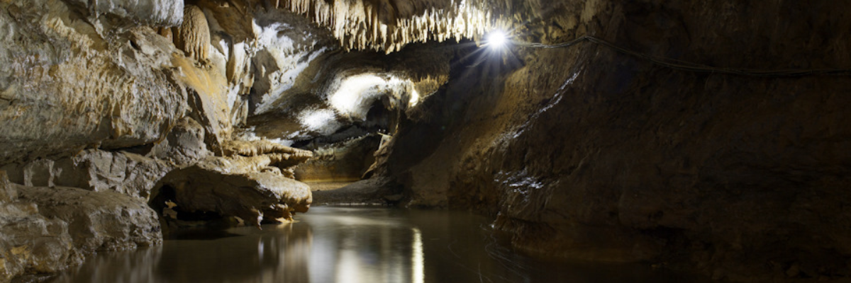 Отапская пещера (Голова Отапа)
