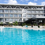 a5effdcd19a46da1fd86ab02a2a4f131c0196129 Отель Riviera Hotel