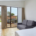 Отель Garuda Beach Village