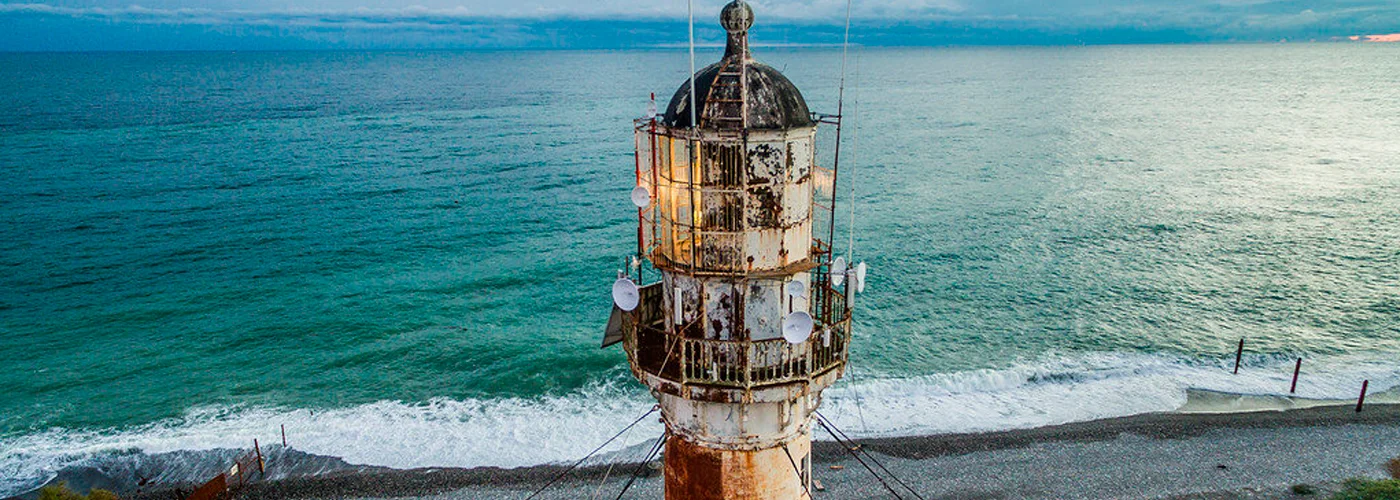 Маяк в Пицунде